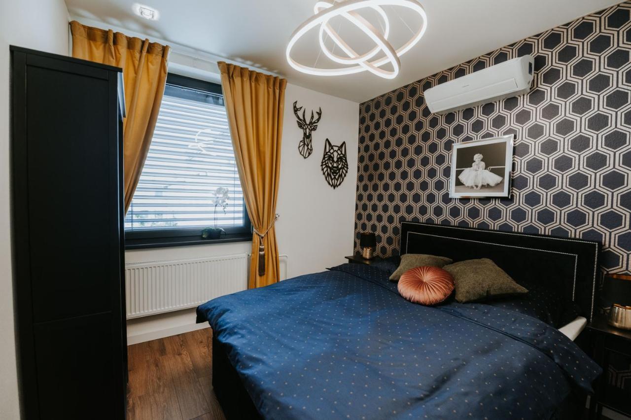 Apartmany Evia Clinic Levice Exterior foto